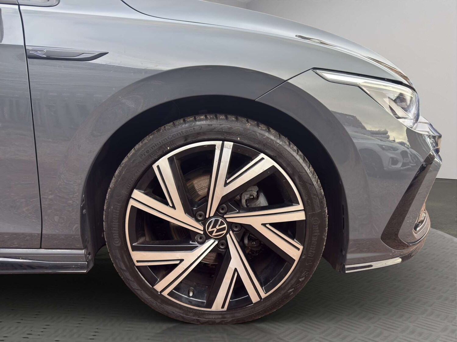 Used Volkswagen Golf 2020 for sale - 77551273: Photo 32