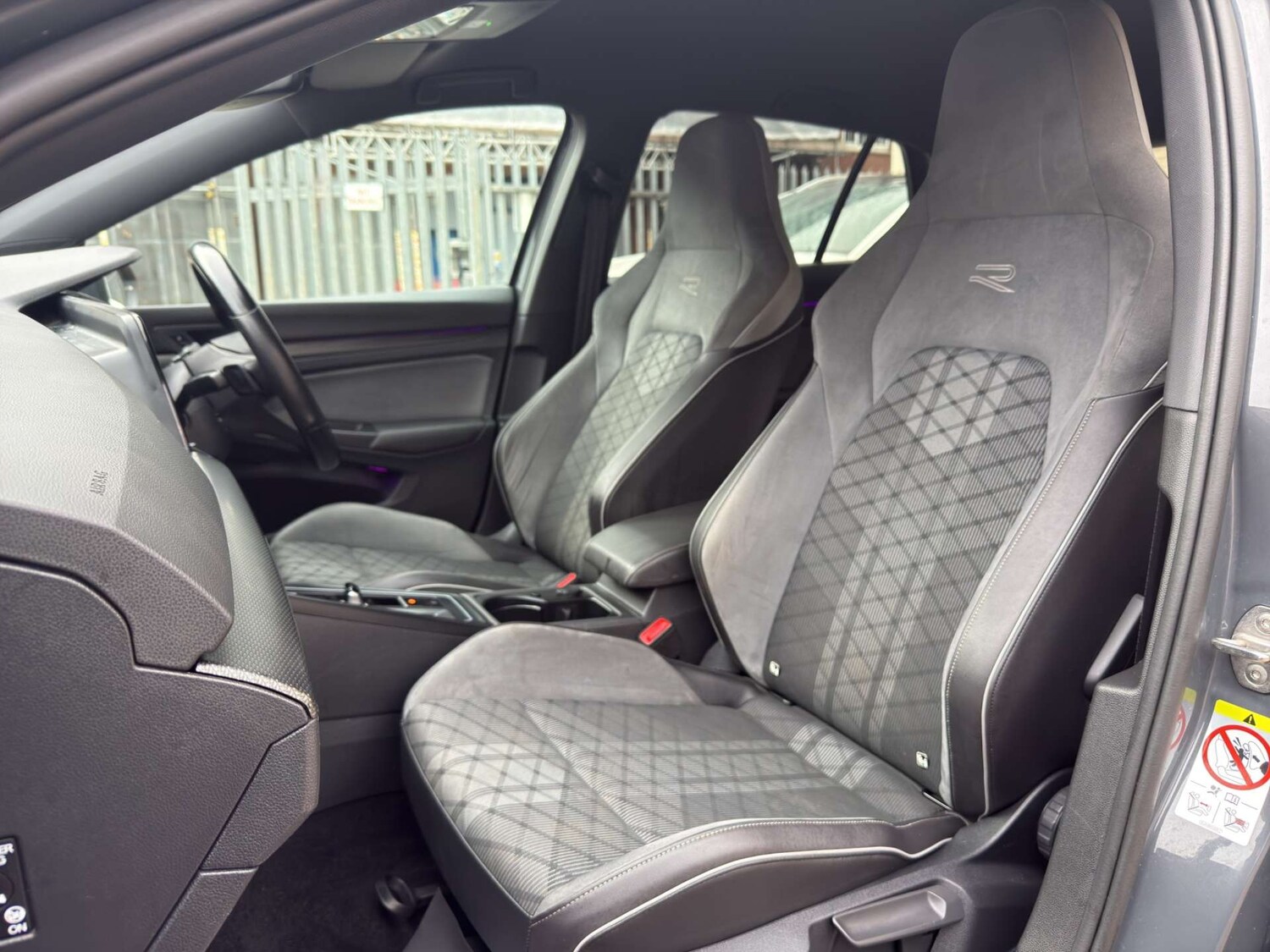 Used Volkswagen Golf 2020 for sale - 77551273: Photo 47