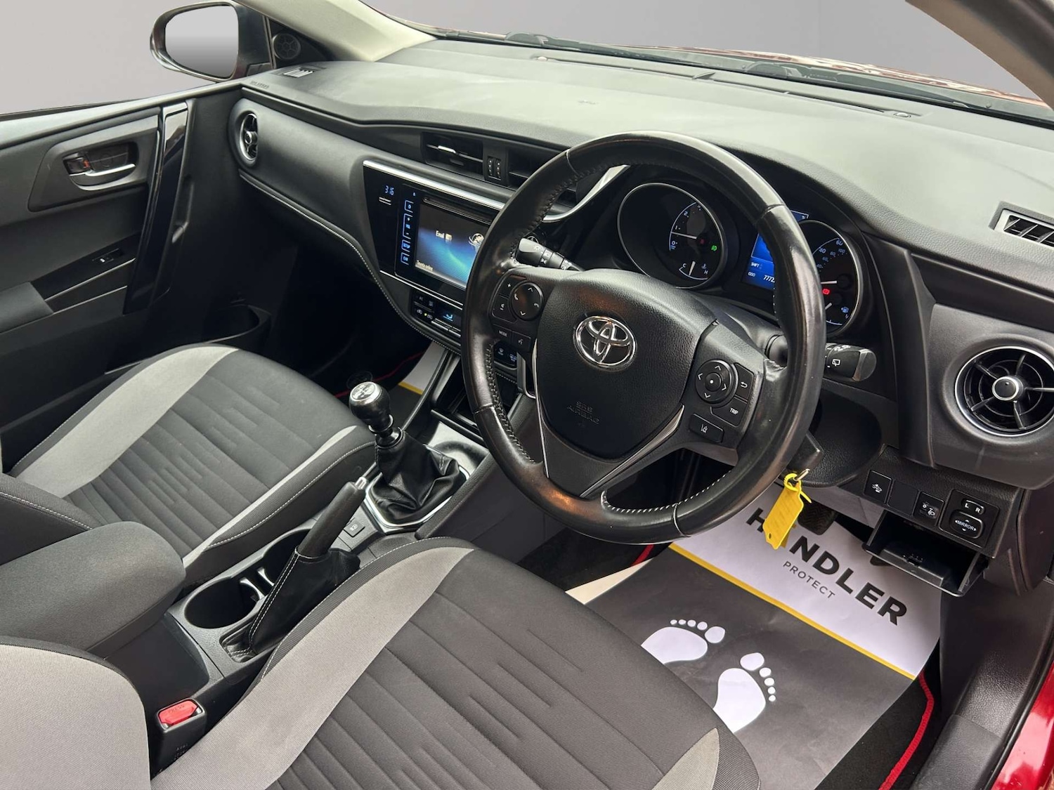 Used Toyota Auris 2017 for sale - 76290974: Photo 11