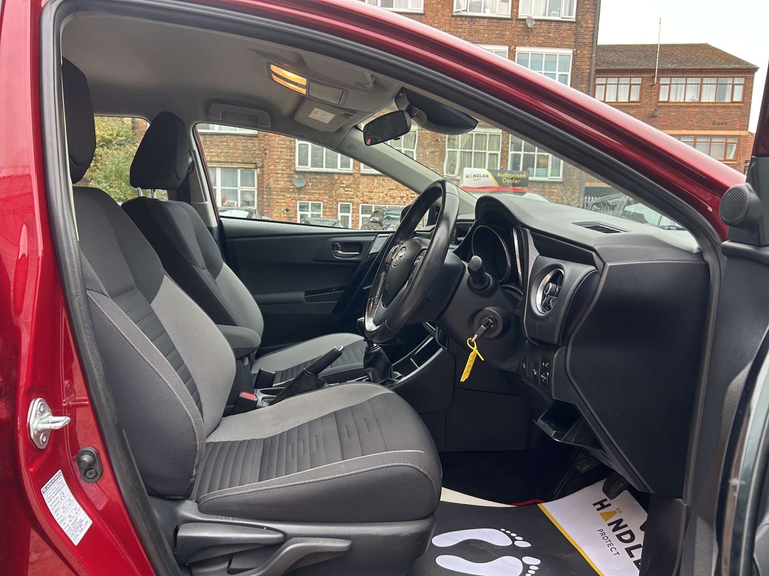 Used Toyota Auris 2017 for sale - 76290974: Photo 12