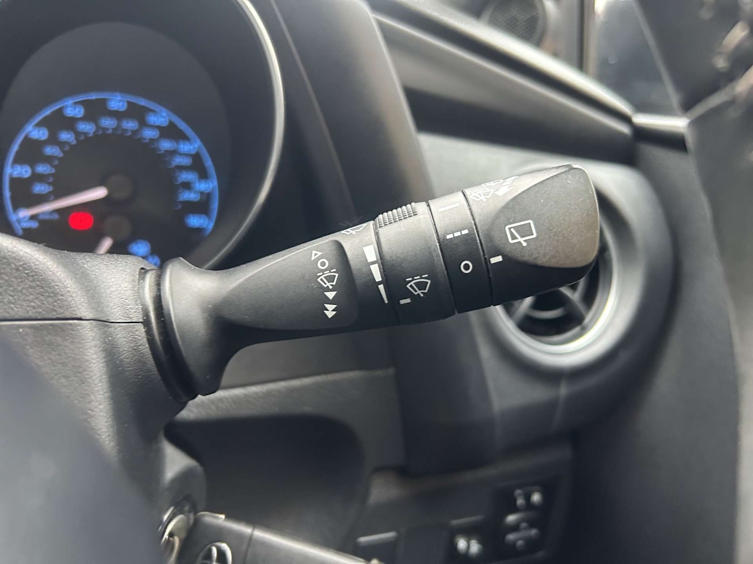 Used Toyota Auris 2017 for sale - 76290974: Photo 28