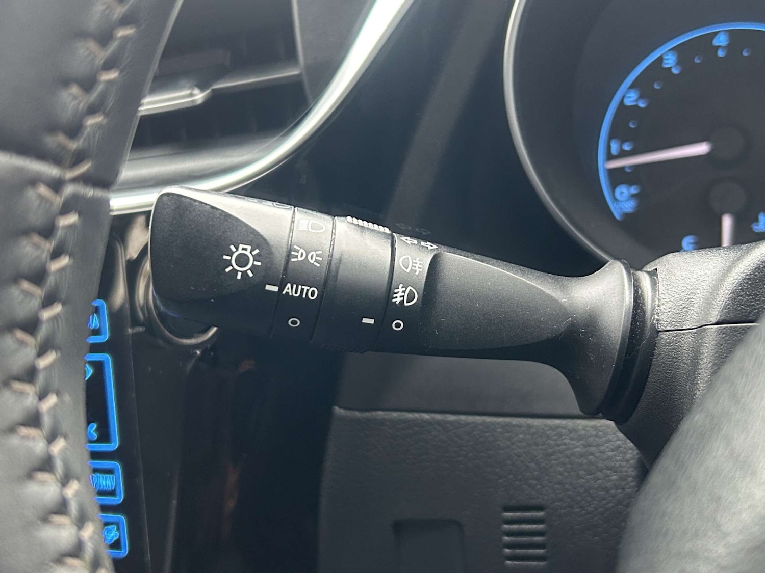 Used Toyota Auris 2017 for sale - 76290974: Photo 30