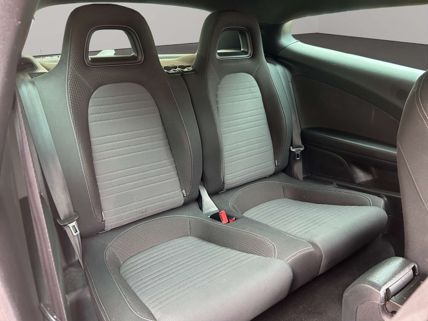 Used Volkswagen Scirocco 2011 for sale - 78124708: Photo 14