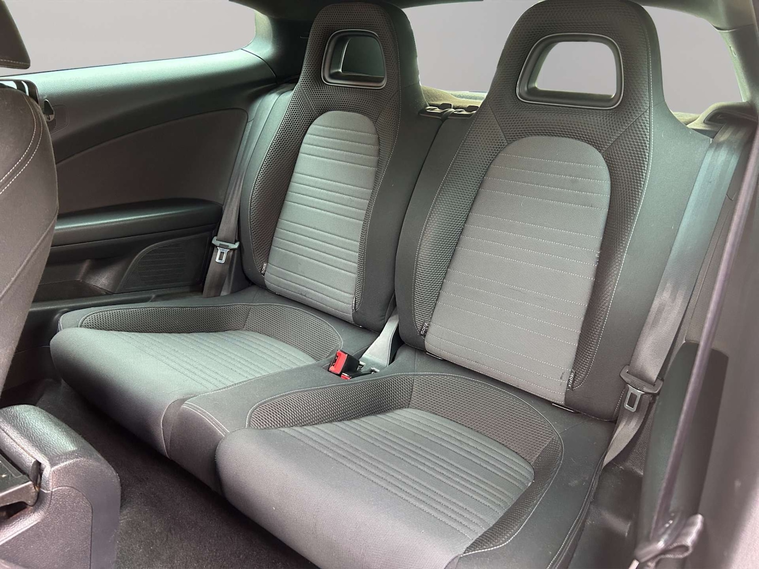 Used Volkswagen Scirocco 2011 for sale - 78124708: Photo 18