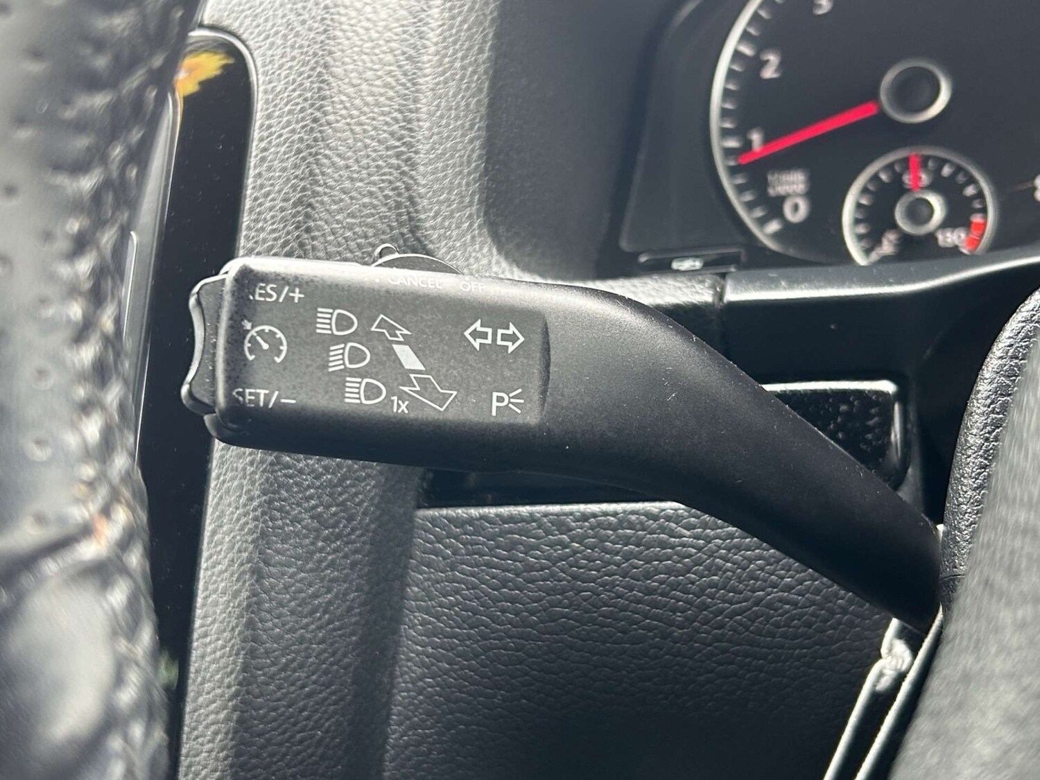 Used Volkswagen Scirocco 2011 for sale - 78124708: Photo 25