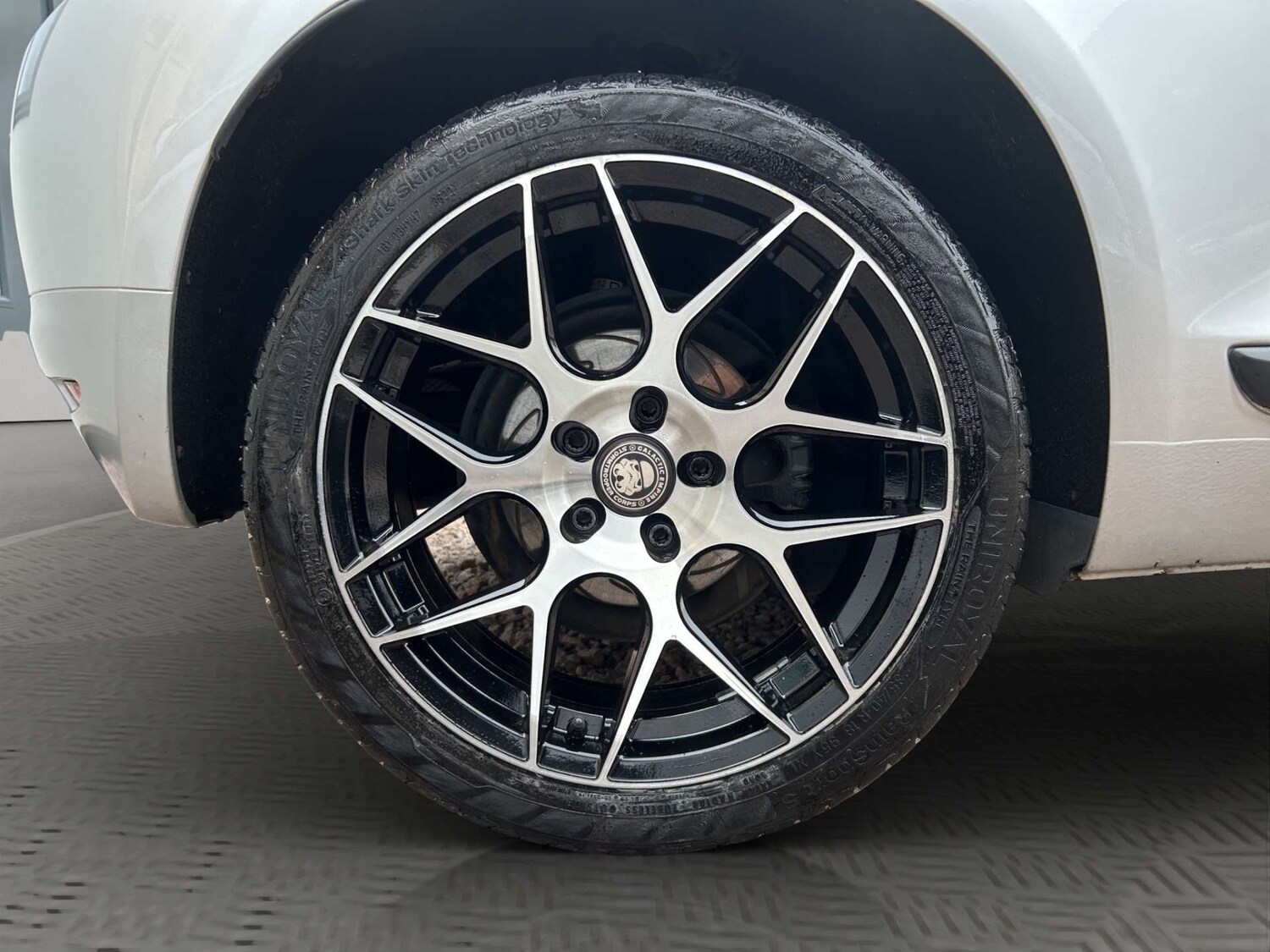 Used Volkswagen Scirocco 2011 for sale - 78124708: Photo 36