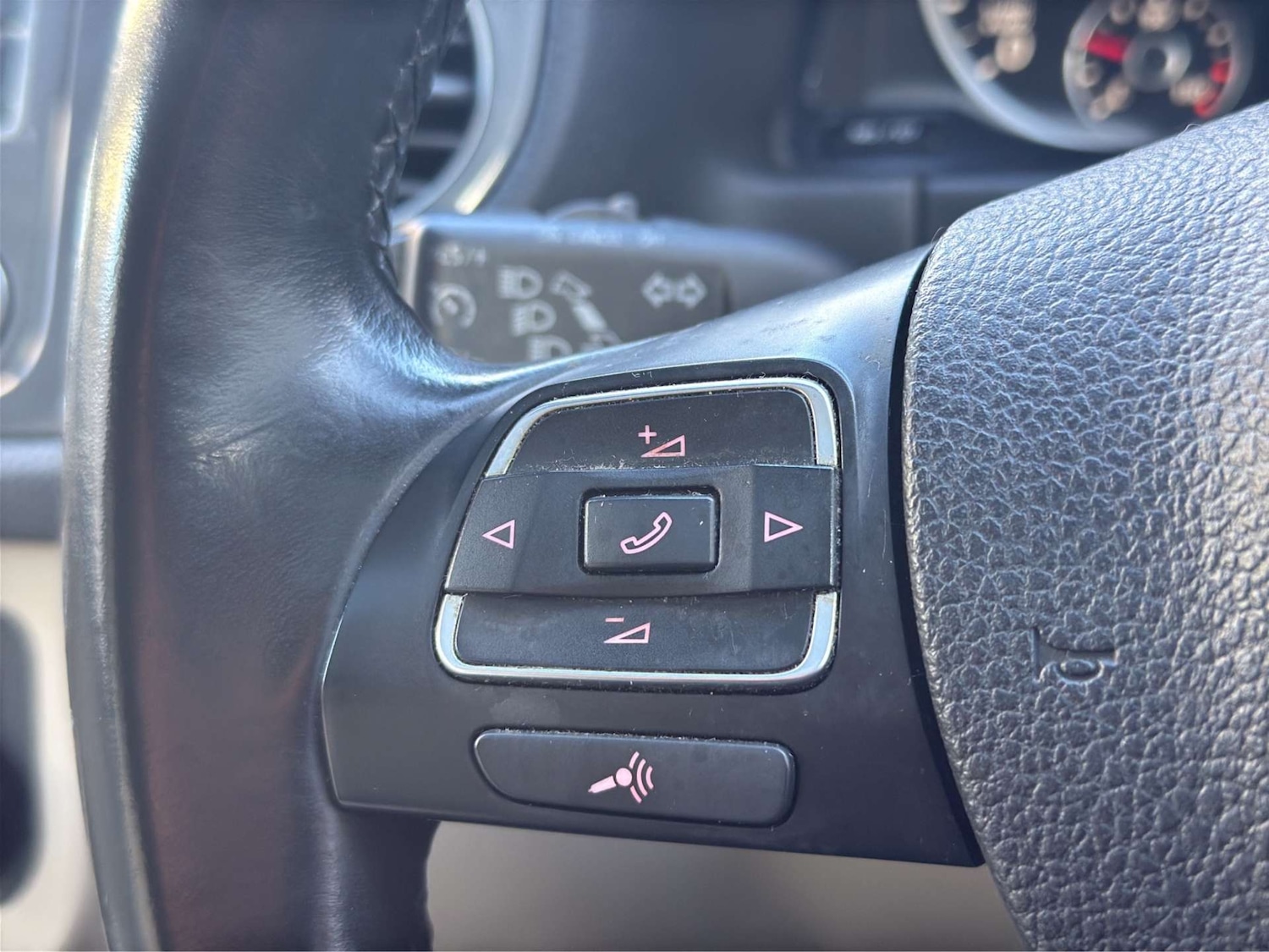 Used Volkswagen Tiguan 2014 for sale - 78111281: Photo 36