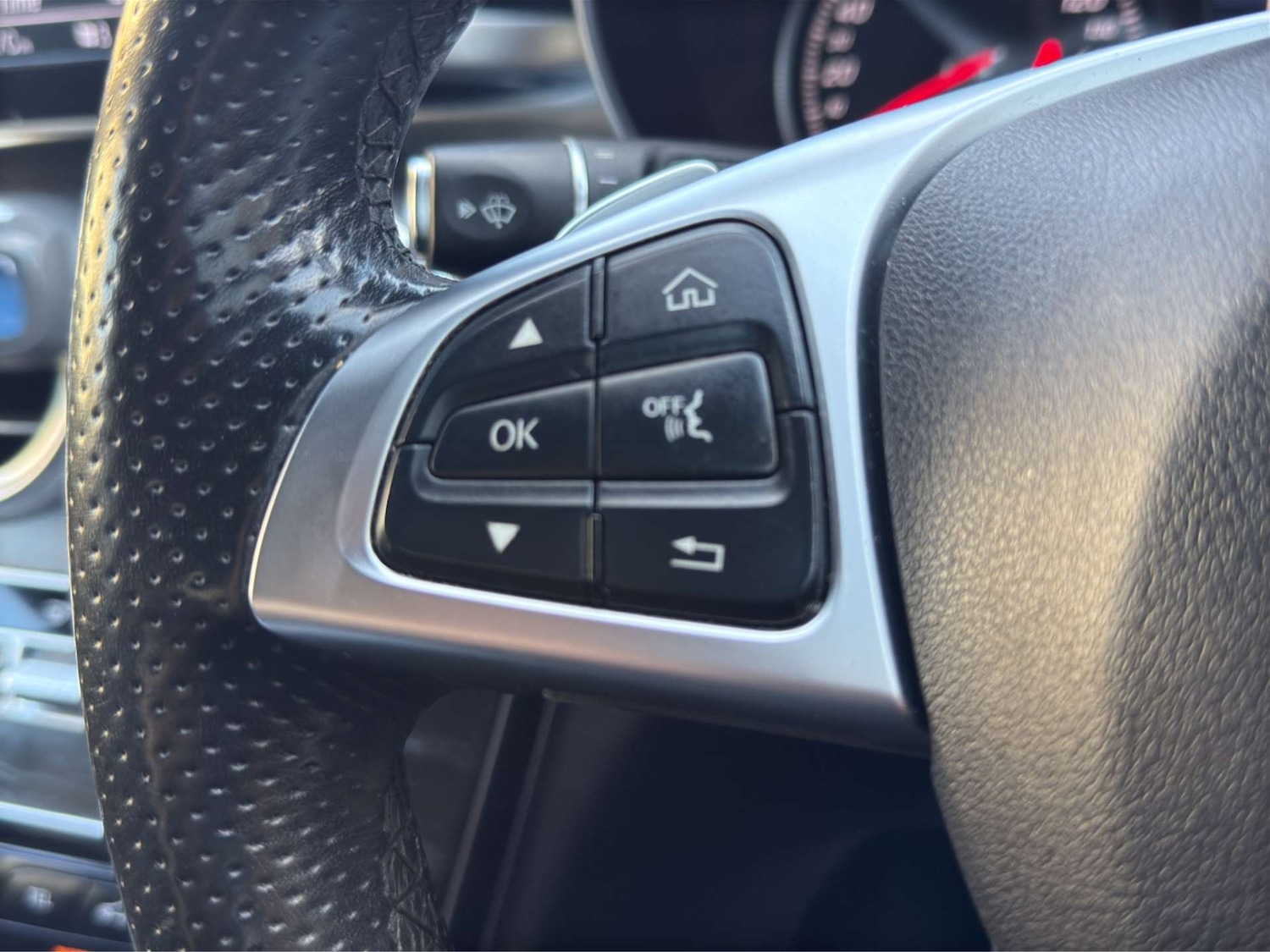 Used Mercedes-Benz C Class 2017 for sale - 77604010: Photo 29