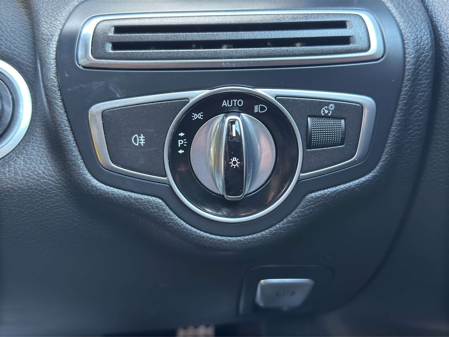 Used Mercedes-Benz C Class 2017 for sale - 77604010: Photo 39