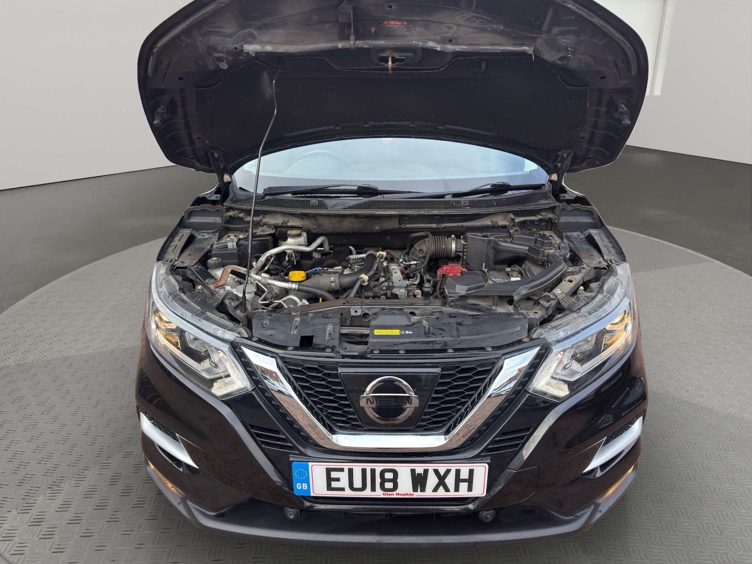 Used Nissan Qashqai 2018 for sale - 77452505: Photo 2