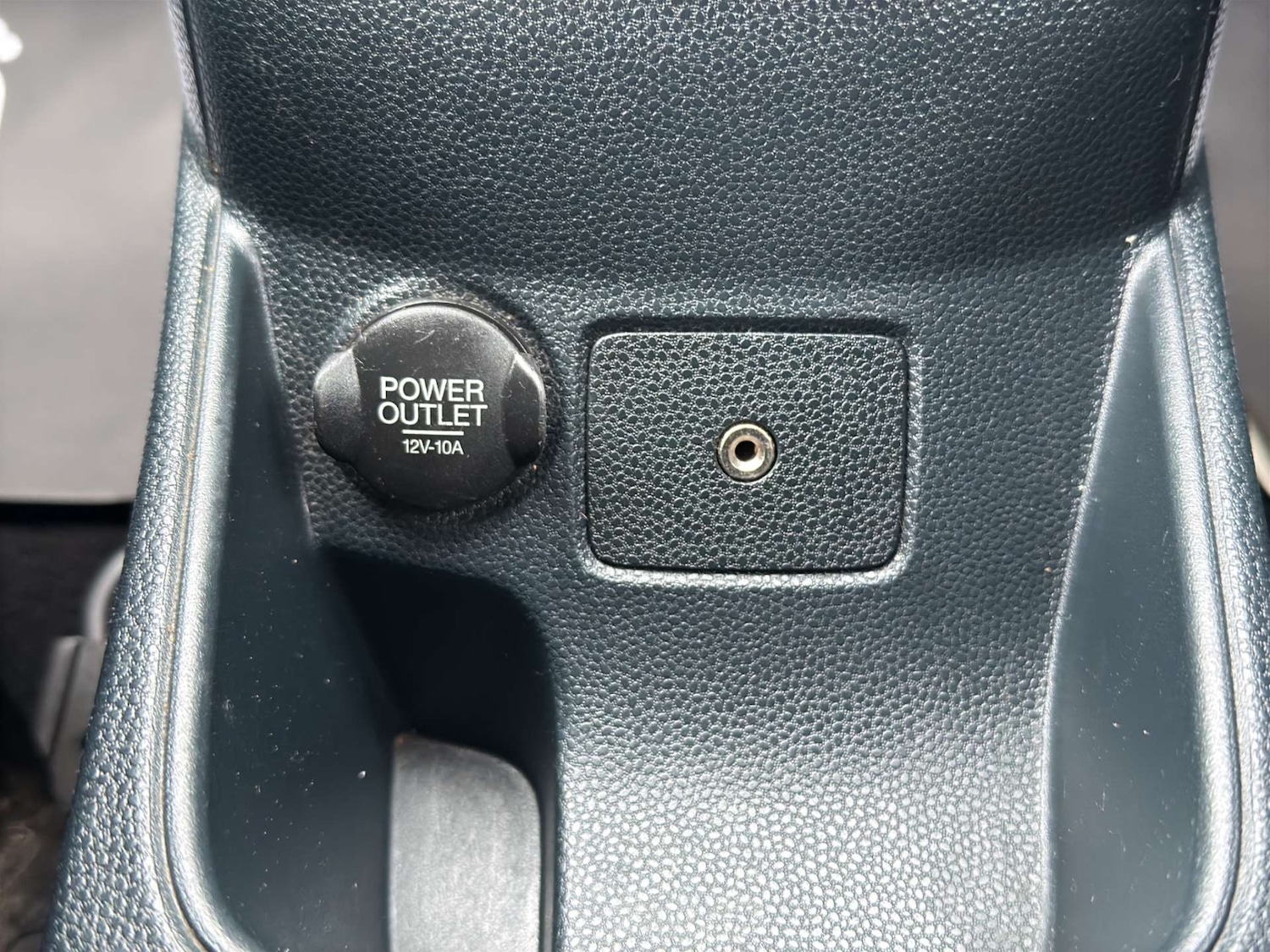 Used Ford Fiesta 2010 for sale - 77594849: Photo 31