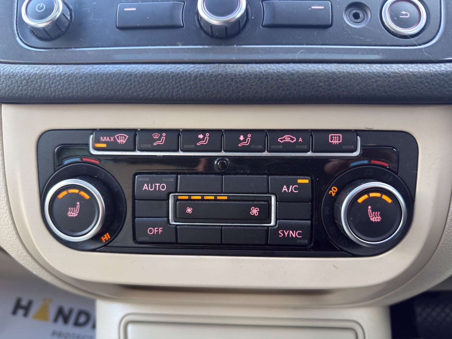 Used Volkswagen Tiguan 2014 for sale - 77452507: Photo 29