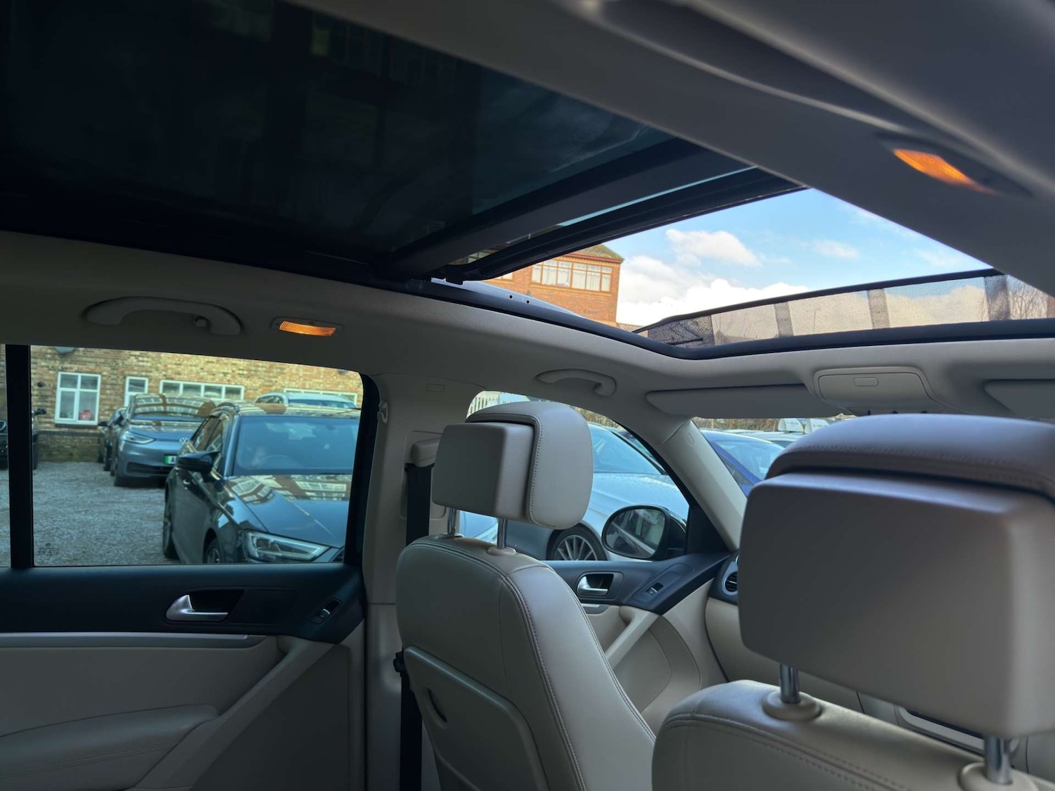 Used Volkswagen Tiguan 2014 for sale - 77452507: Photo 31