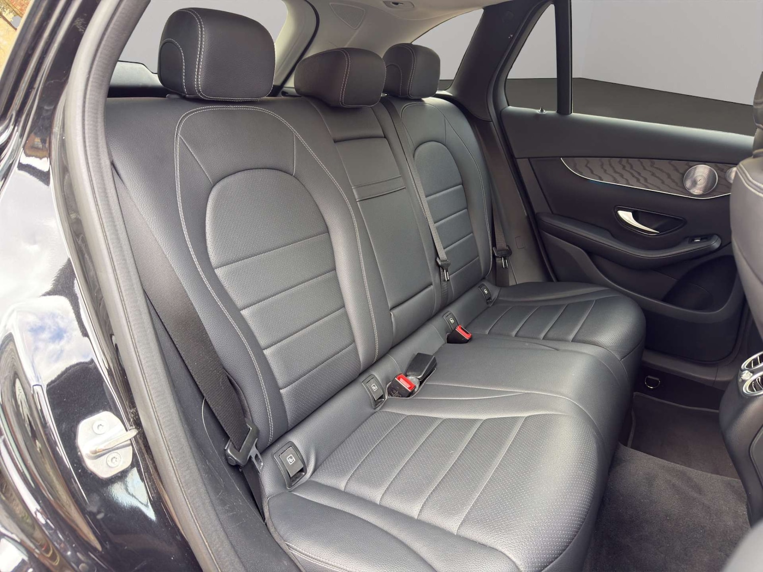 Used Mercedes-Benz GLC 2019 for sale - 77640563: Photo 17