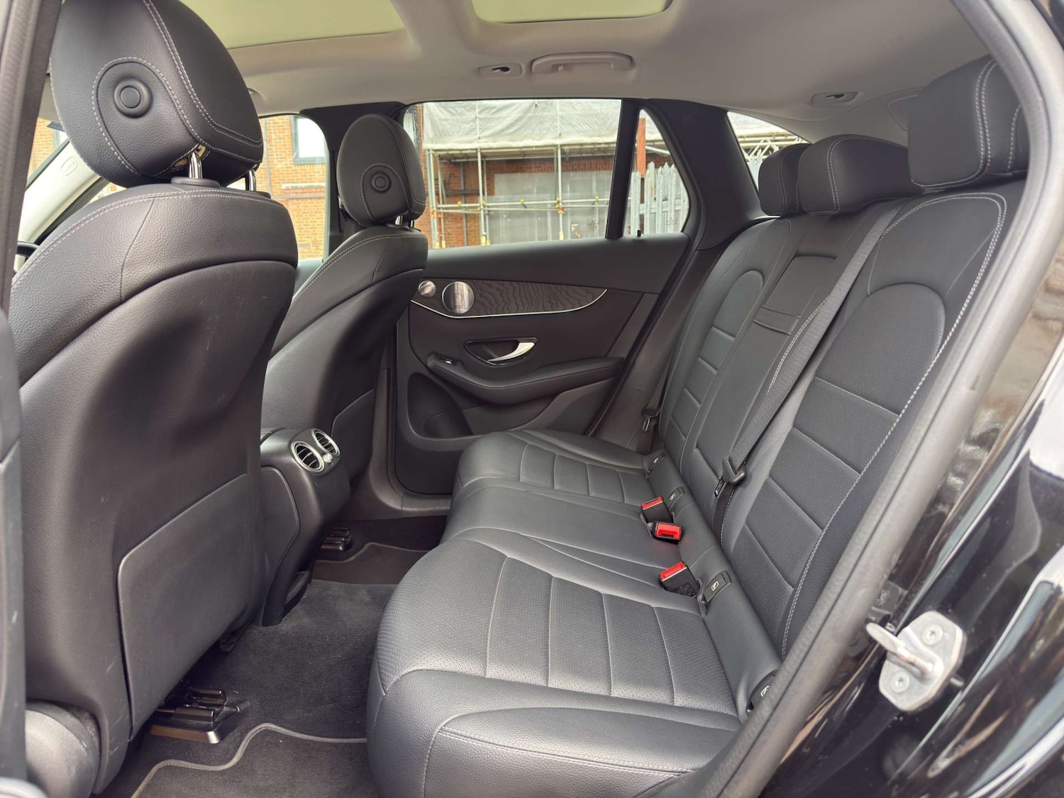 Used Mercedes-Benz GLC 2019 for sale - 77640563: Photo 21