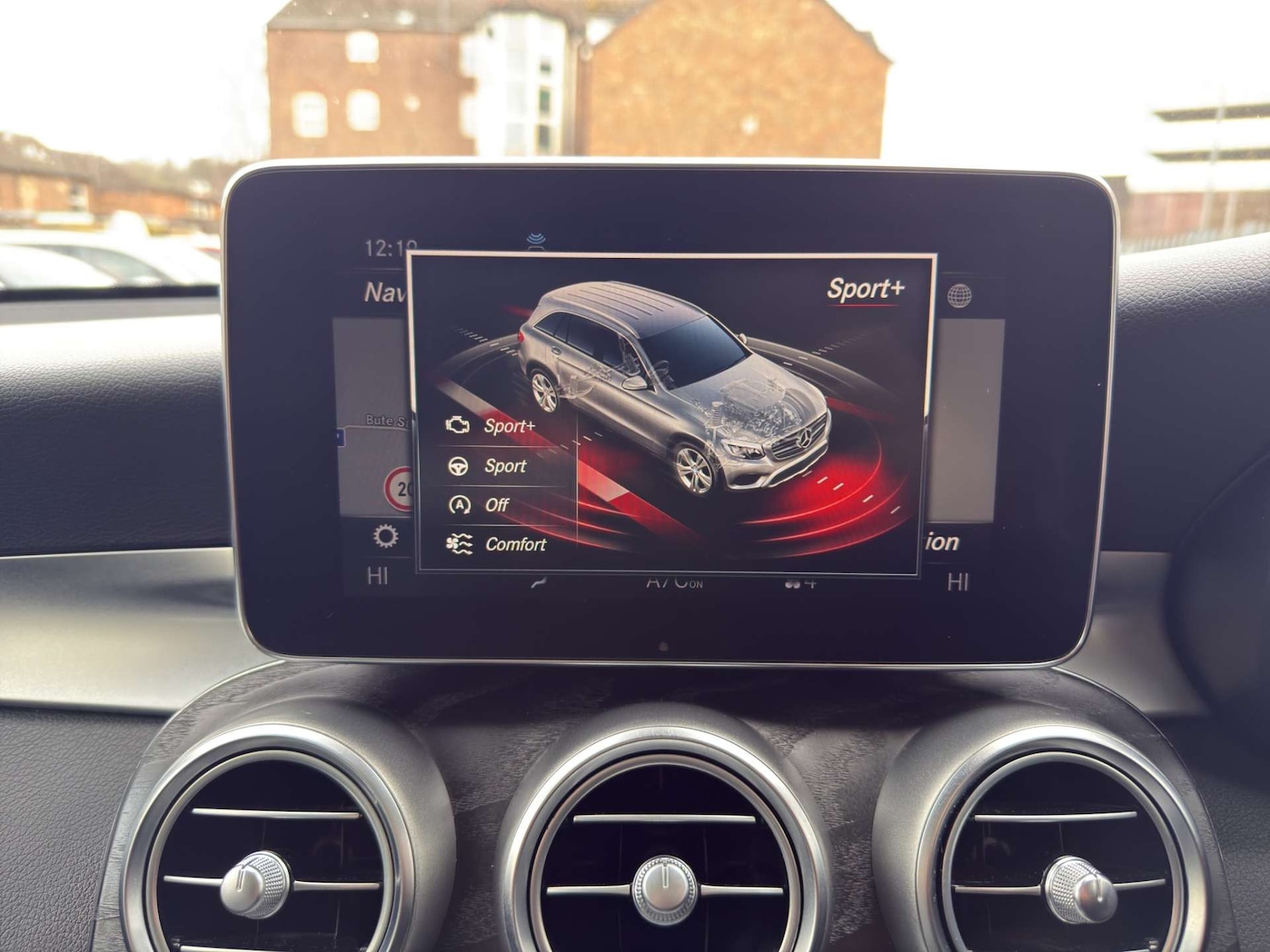 Used Mercedes-Benz GLC 2019 for sale - 77640563: Photo 27