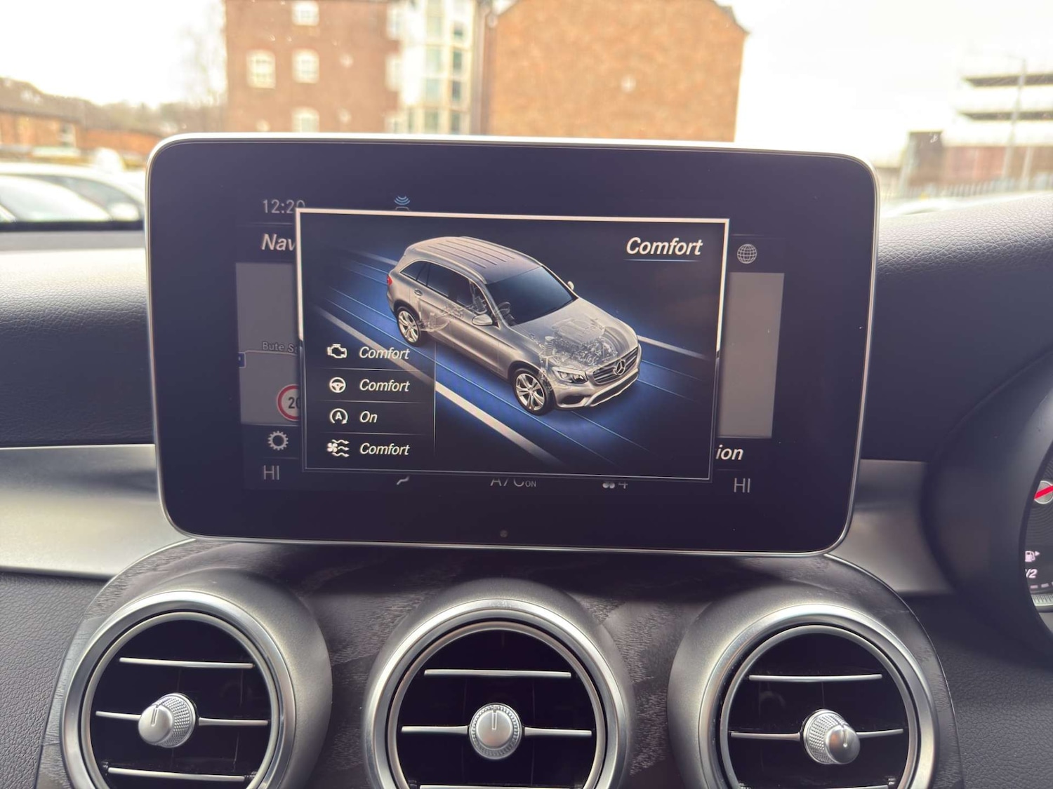 Used Mercedes-Benz GLC 2019 for sale - 77640563: Photo 28