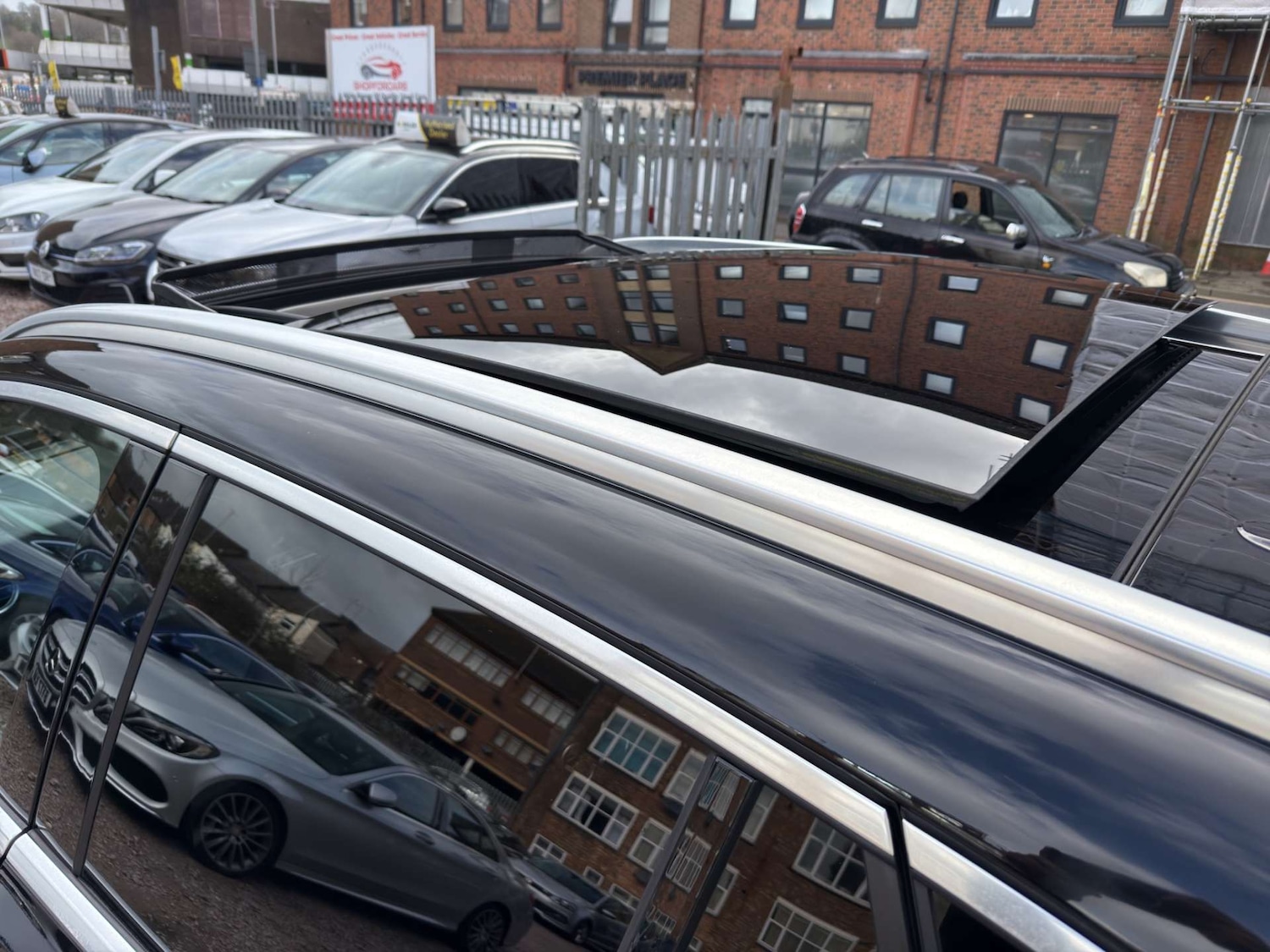 Used Mercedes-Benz GLC 2019 for sale - 77640563: Photo 52