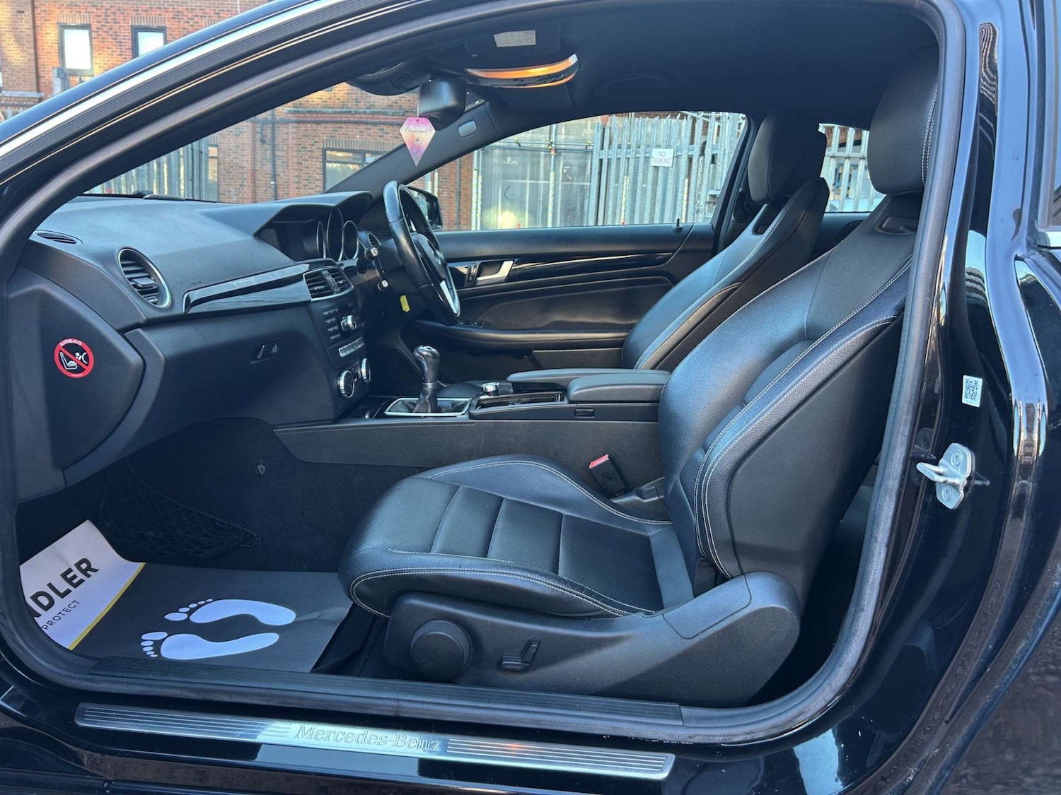 Used Mercedes-Benz C Class 2013 for sale - 77080238: Photo 18