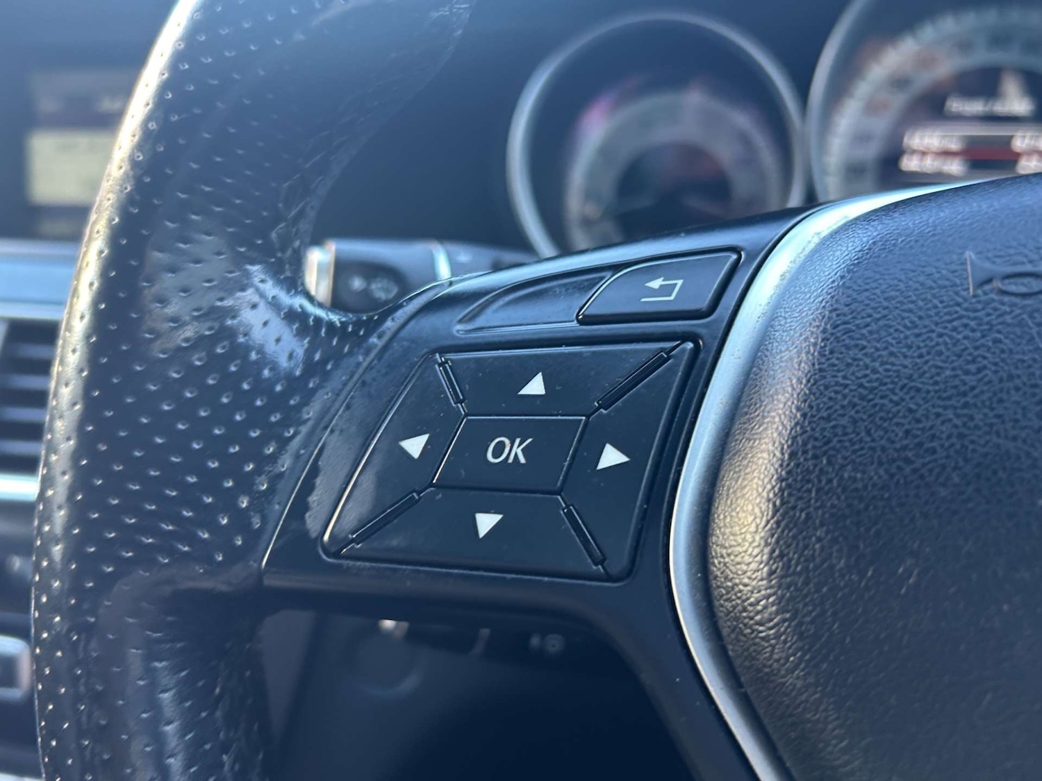 Used Mercedes-Benz C Class 2013 for sale - 77080238: Photo 27