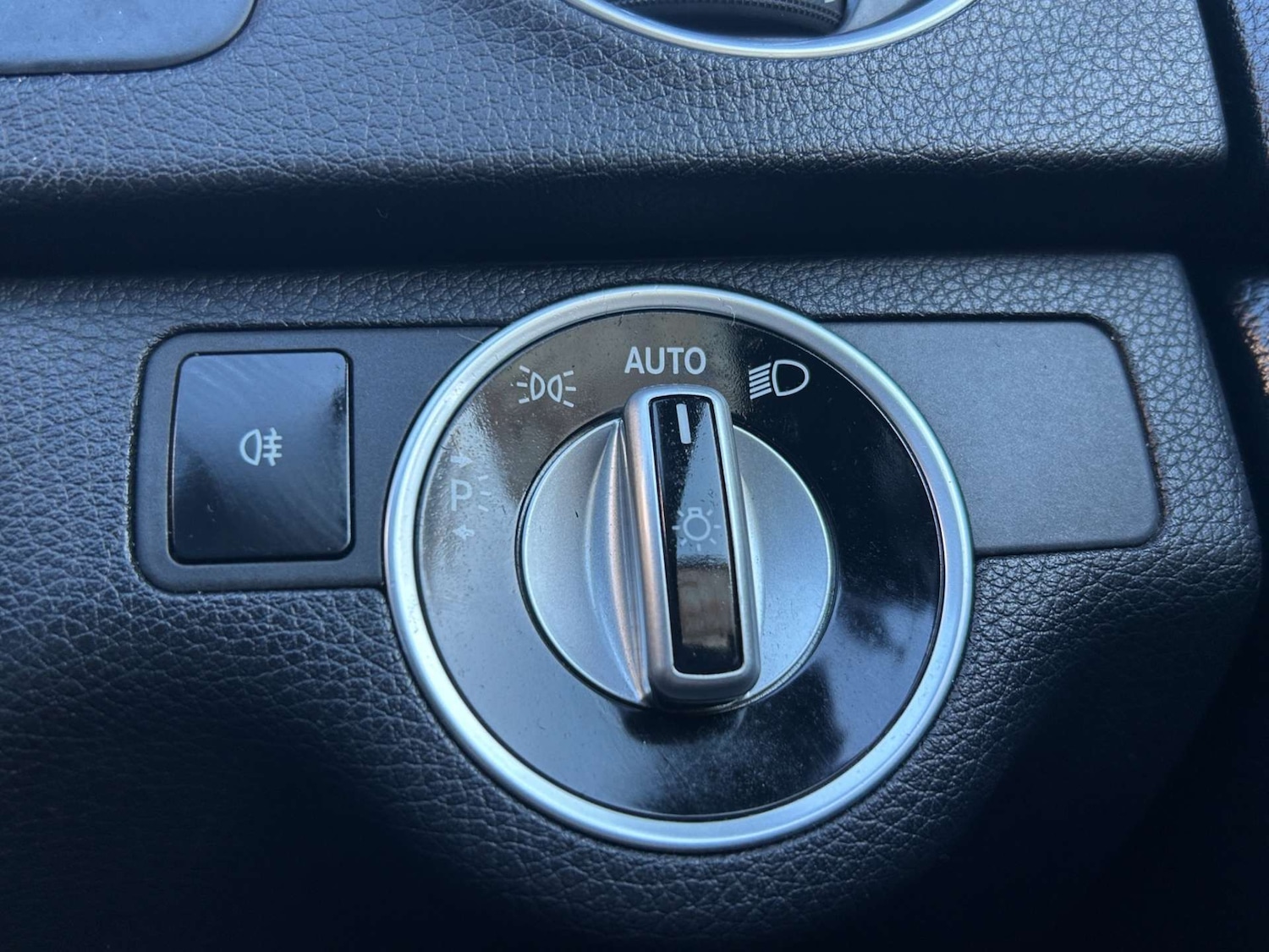 Used Mercedes-Benz C Class 2013 for sale - 77080238: Photo 32