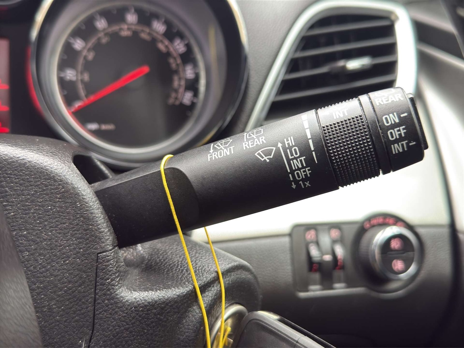 Used Vauxhall Mokka 2015 for sale - 77417620: Photo 35