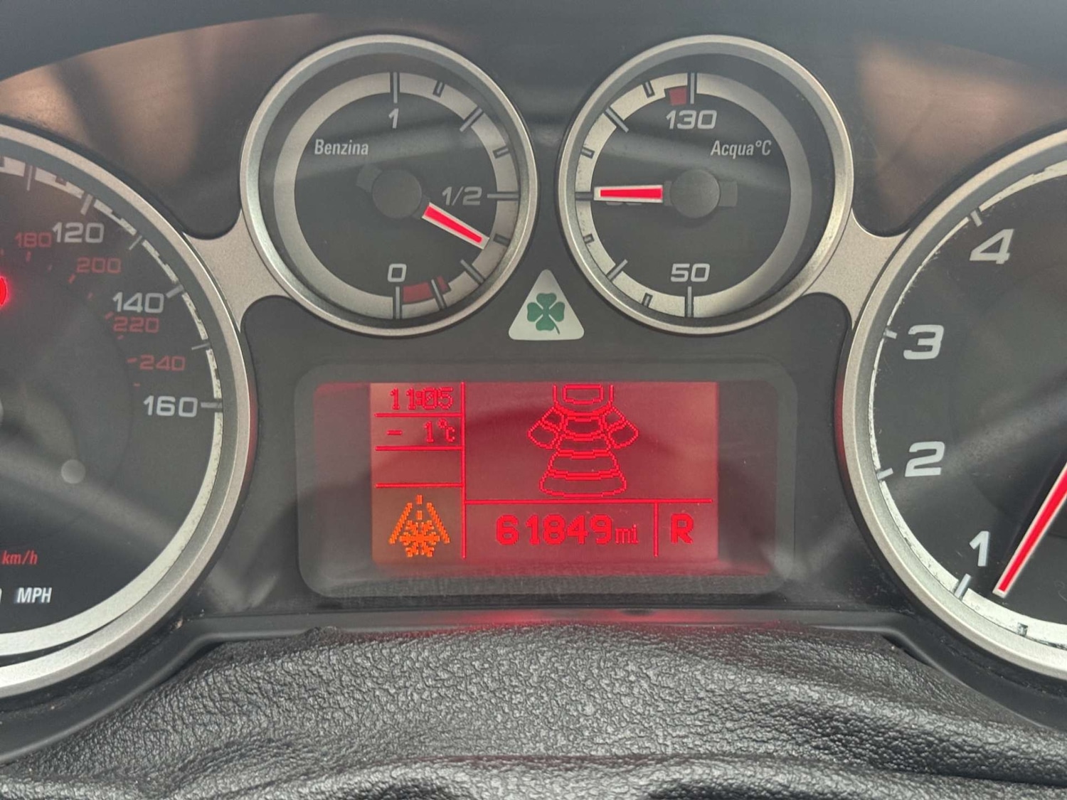 Used Alfa Romeo MiTo 2015 for sale - 77118051: Photo 25