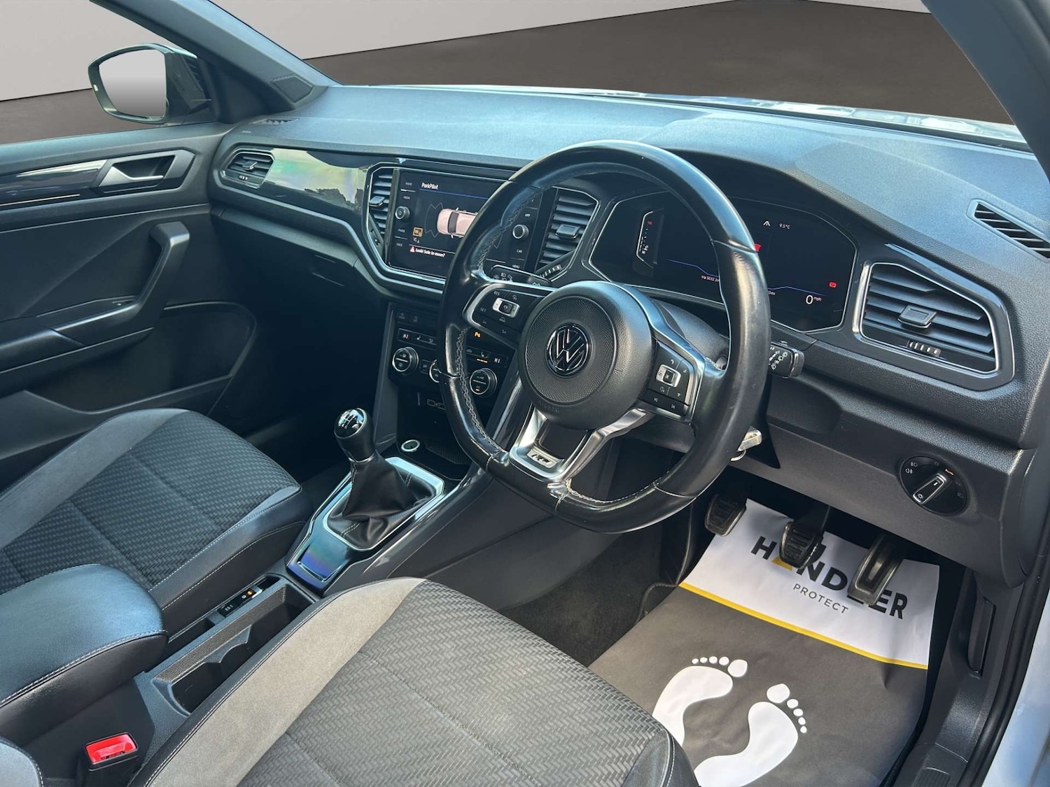 Used Volkswagen T-Roc 2018 for sale - 77262786: Photo 11