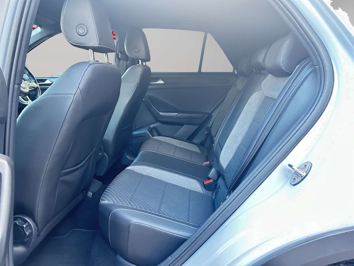 Used Volkswagen T-Roc 2018 for sale - 77262786: Photo 18