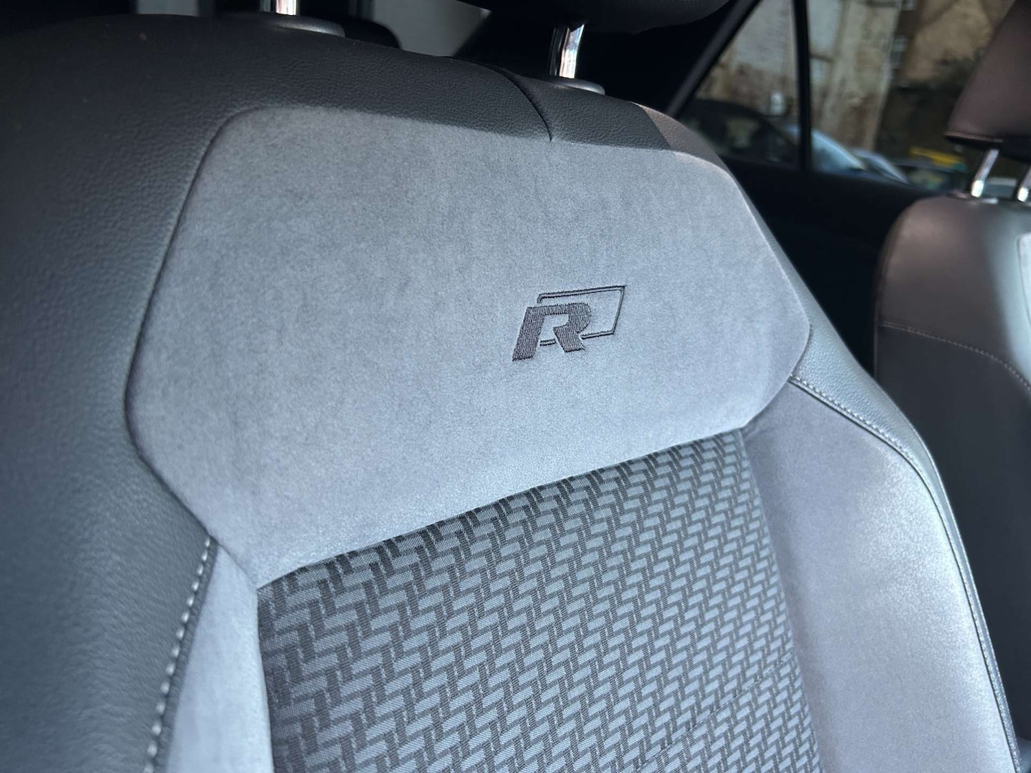 Used Volkswagen T-Roc 2018 for sale - 77262786: Photo 20