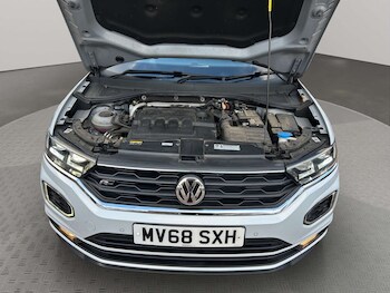 Used Volkswagen T-Roc 2018 for sale - 77262786: Photo