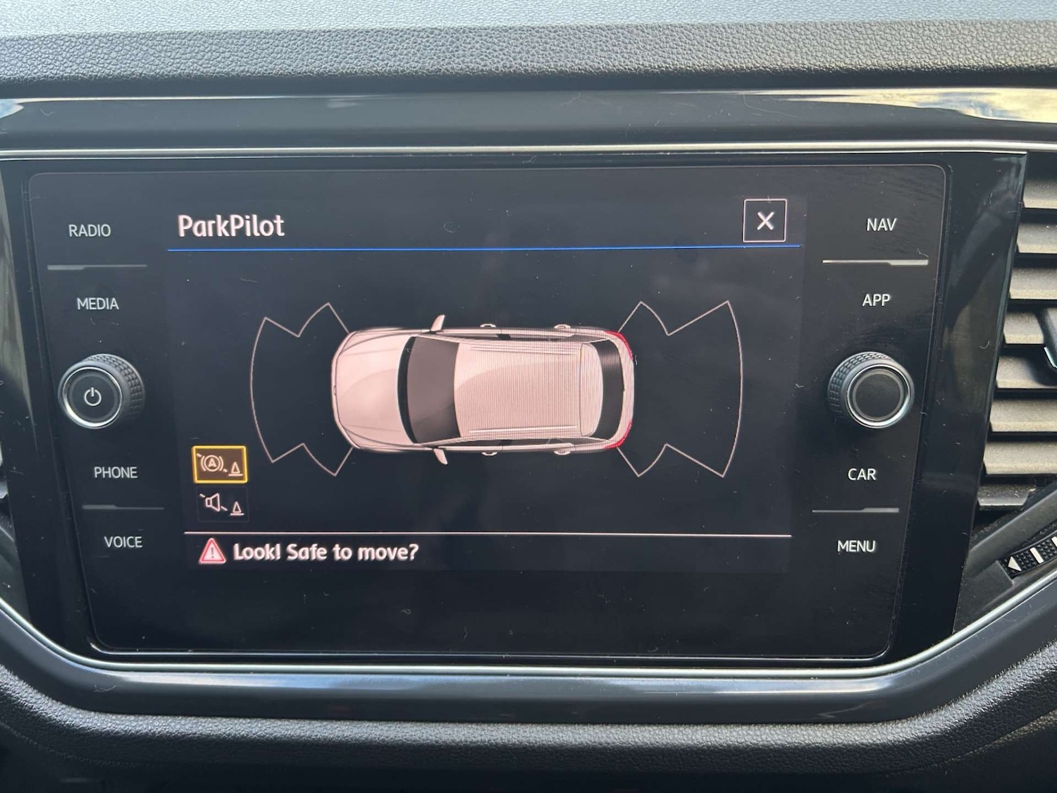 Used Volkswagen T-Roc 2018 for sale - 77262786: Photo 30