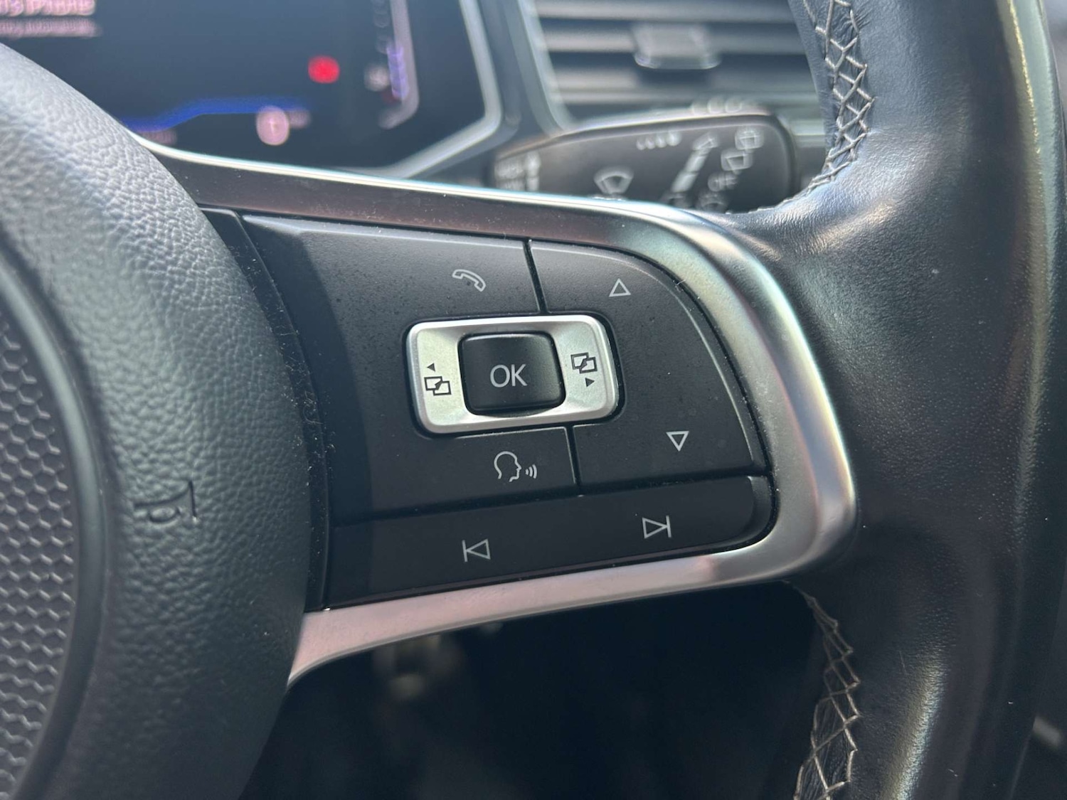 Used Volkswagen T-Roc 2018 for sale - 77262786: Photo 34