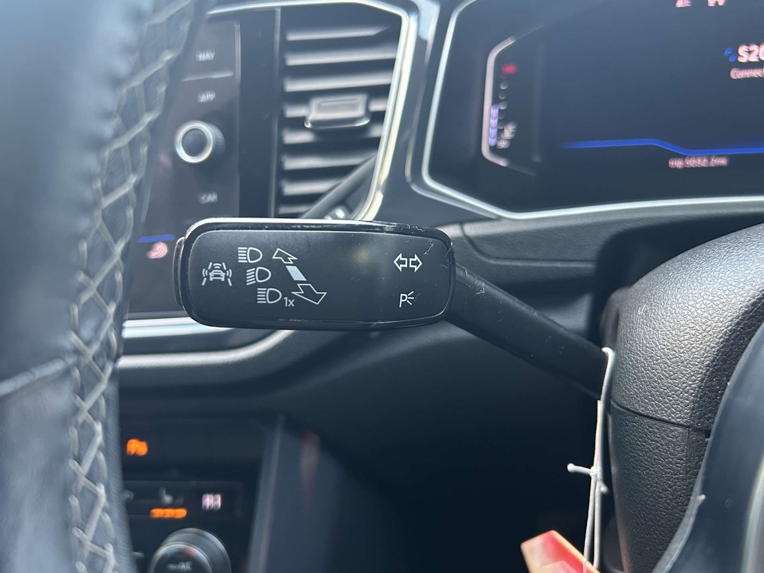 Used Volkswagen T-Roc 2018 for sale - 77262786: Photo 37