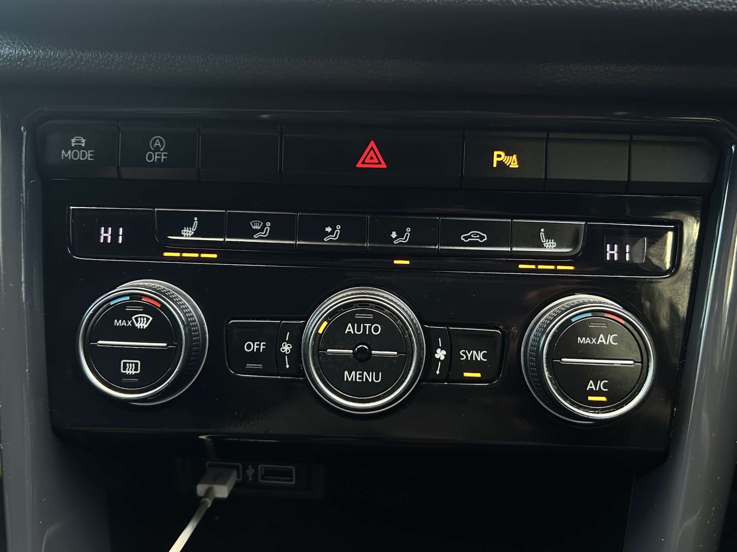 Used Volkswagen T-Roc 2018 for sale - 77262786: Photo 38