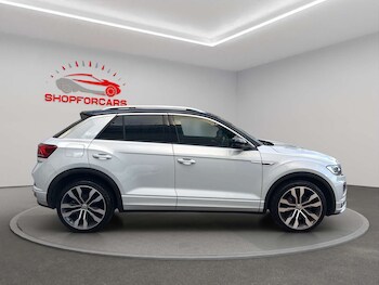 Used Volkswagen T-Roc 2018 for sale - 77262786: Photo