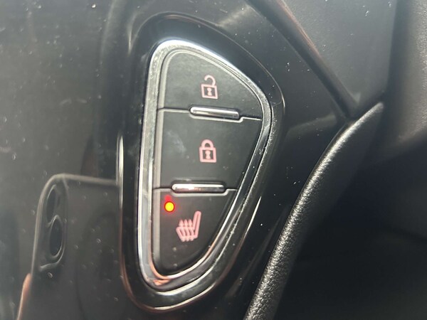 Used Vauxhall Corsa 2017 for sale - 76143244: Photo 29