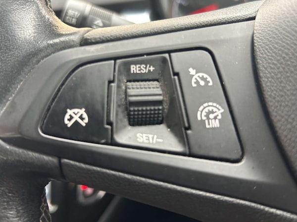 Used Vauxhall Corsa 2017 for sale - 76143244: Photo 33