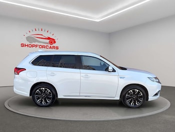 Used Mitsubishi Outlander 2017 for sale - 79125064: Photo
