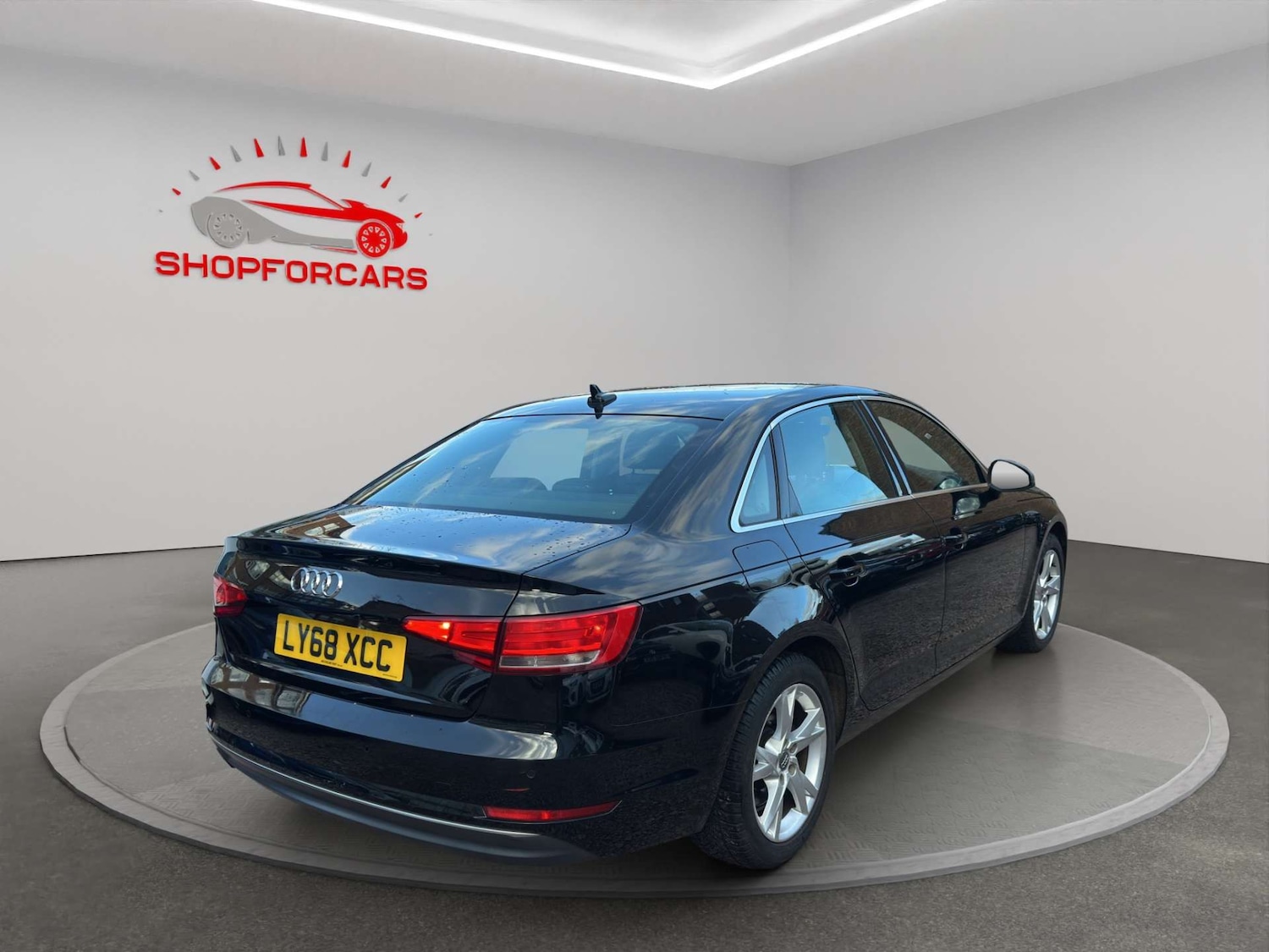 Used Audi A4 2019 for sale - 77567775: Photo 2