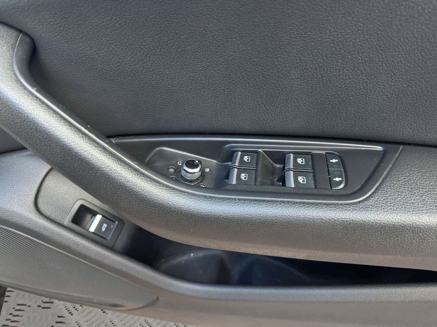 Used Audi A4 2019 for sale - 77567775: Photo 40