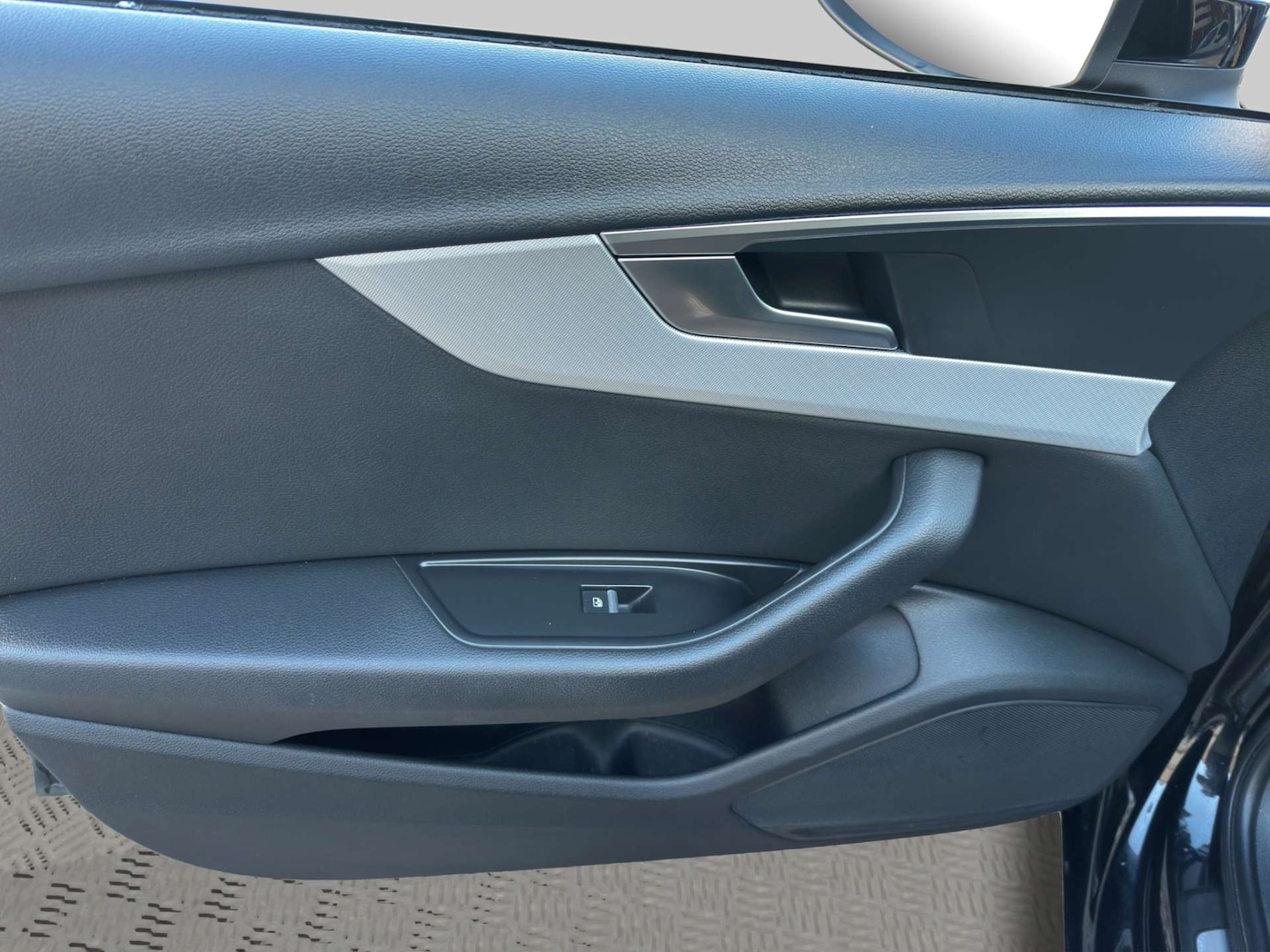 Used Audi A4 2019 for sale - 77567775: Photo 42