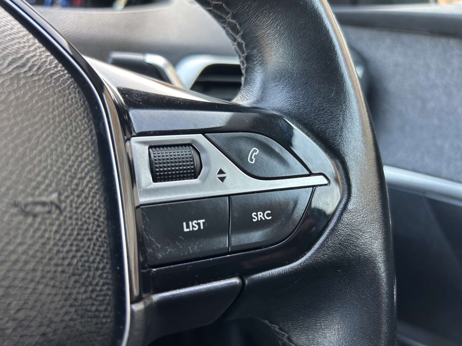 Used Peugeot 5008 2018 for sale - 78167931: Photo 33