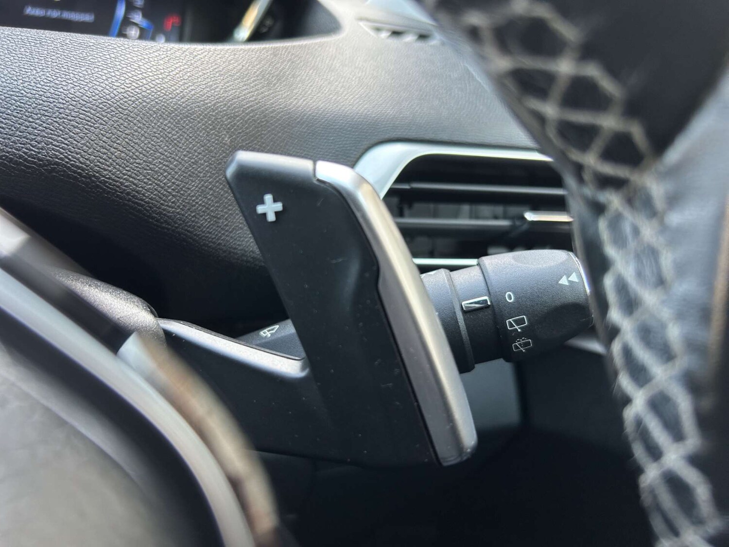 Used Peugeot 5008 2018 for sale - 78167931: Photo 34