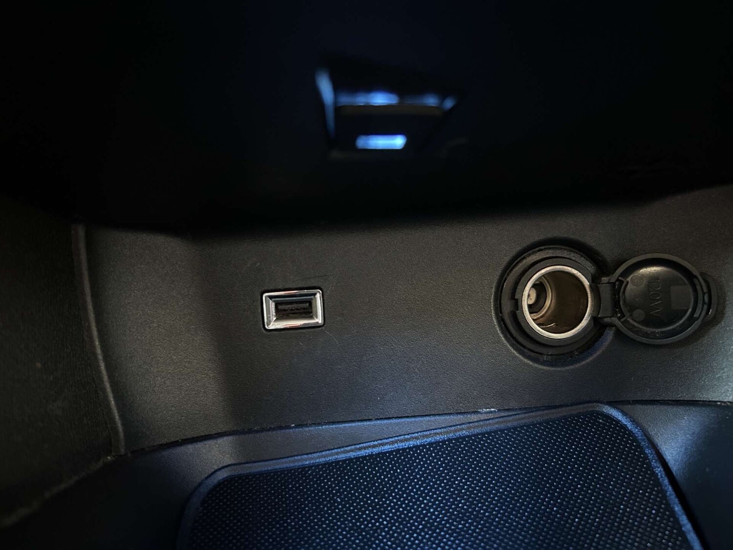 Used Peugeot 5008 2018 for sale - 78167931: Photo 39