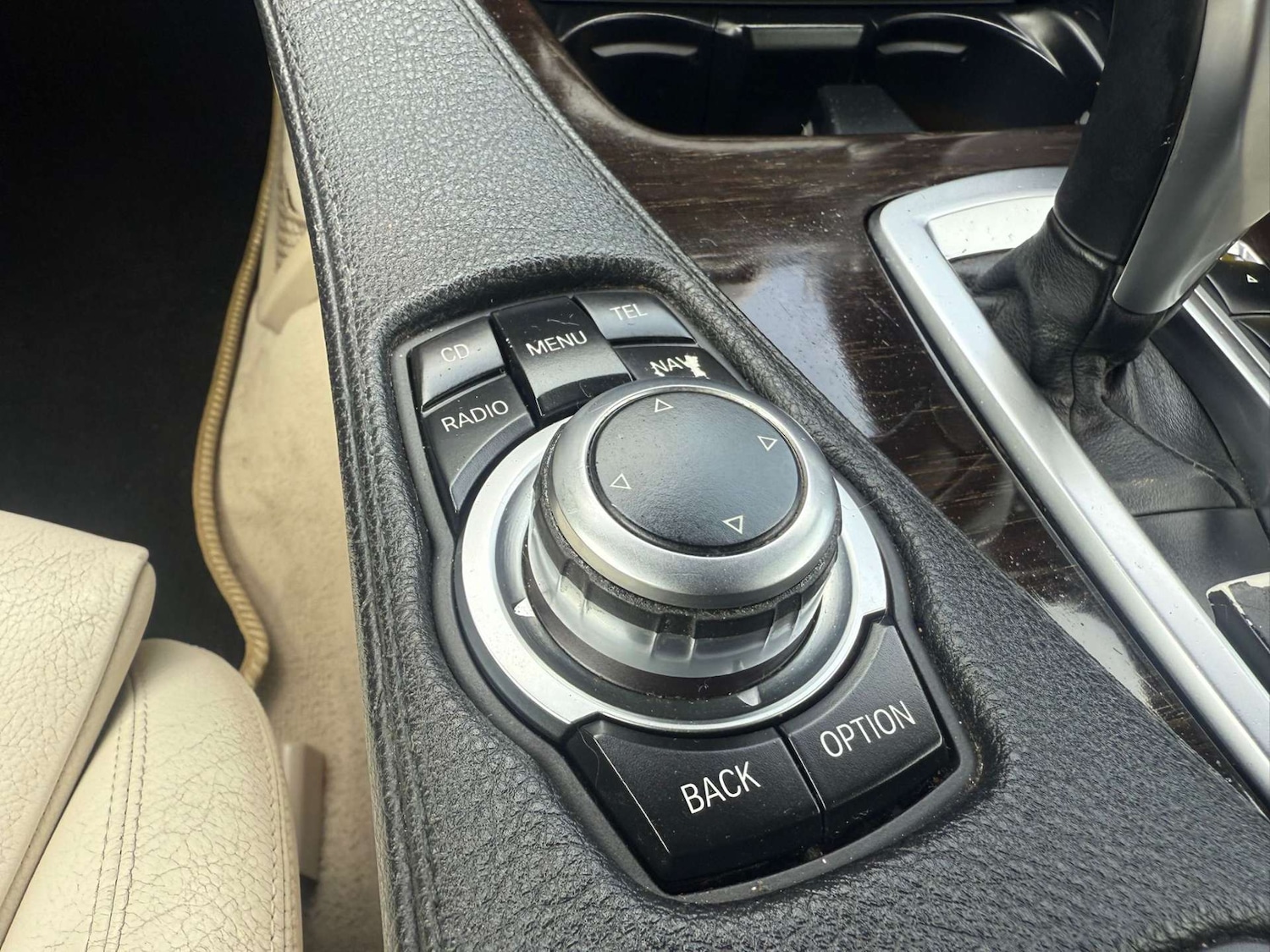 Vehicle 33