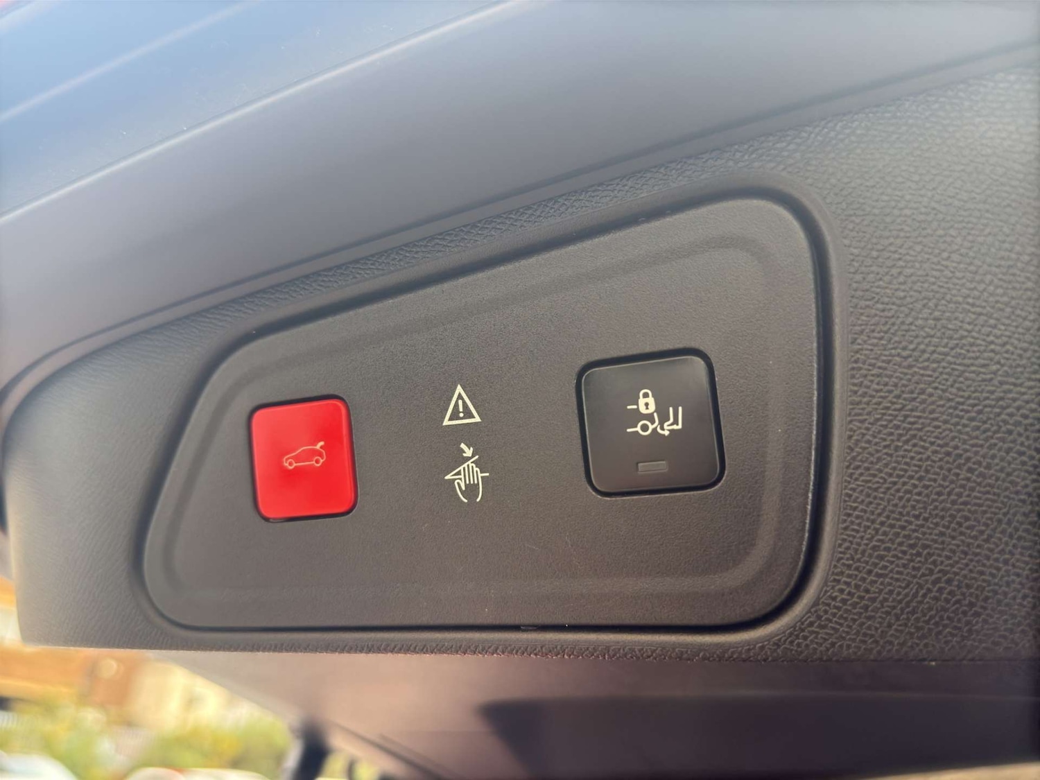 Used Peugeot 3008 2018 for sale - 76507219: Photo 44