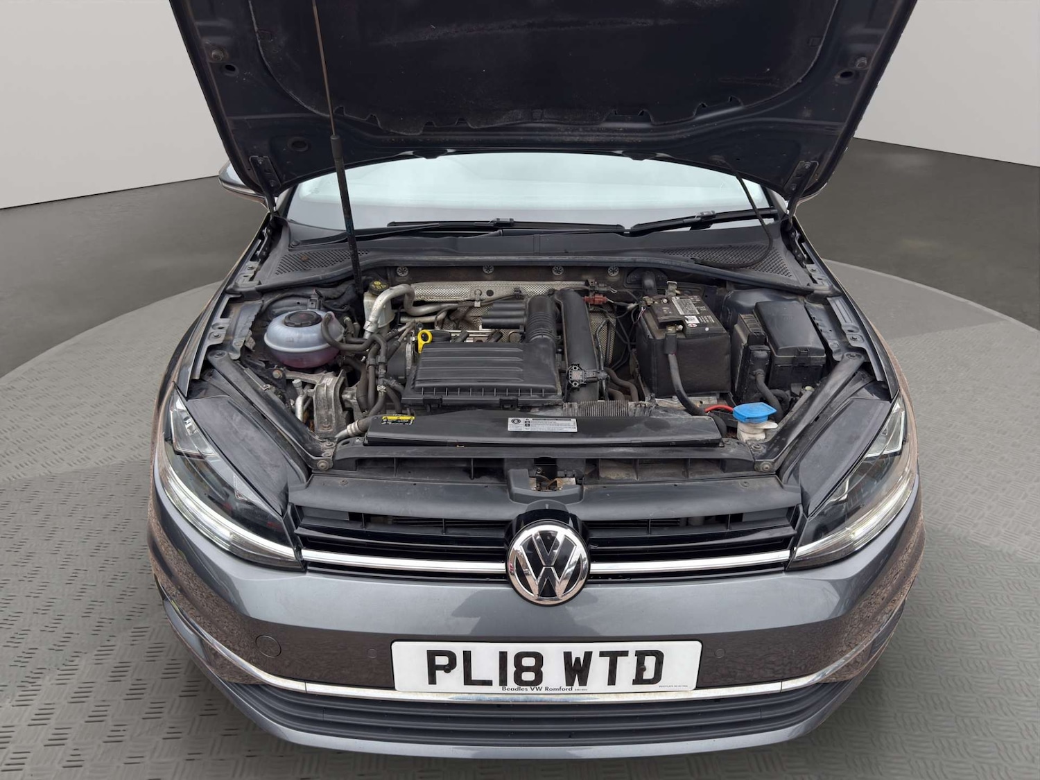 Used Volkswagen Golf 2018 for sale - 78011918: Photo 2