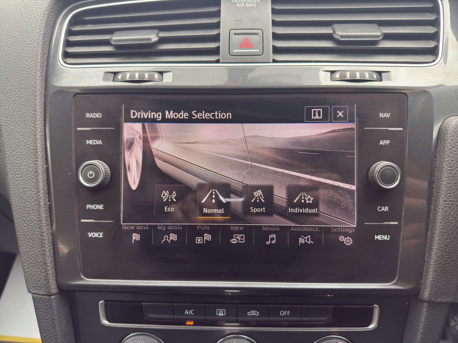 Used Volkswagen Golf 2018 for sale - 78011918: Photo 29