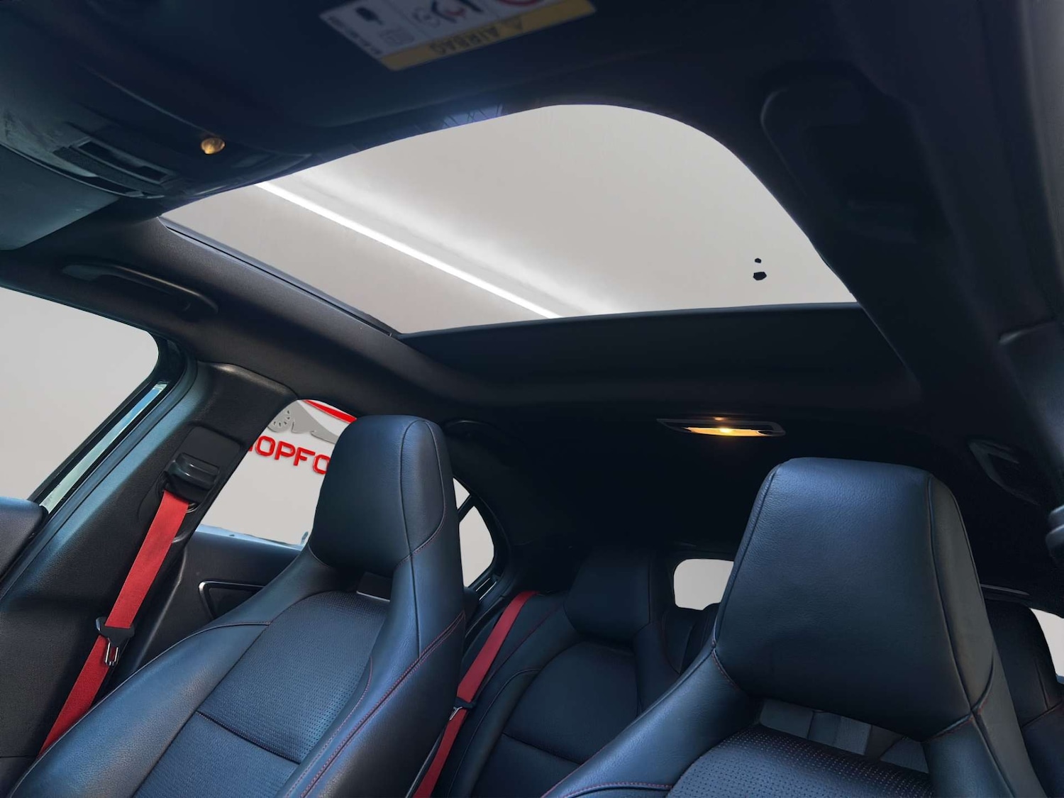 Used Mercedes-Benz A-Class 2015 for sale - 76437878: Photo 21